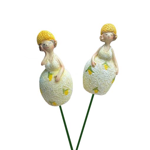 Lemon girls on sticks
