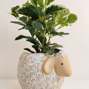 Sheep Planter White & Sand Med 13cm